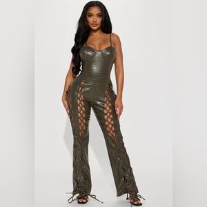 New jumpsuit from Fashion Nova
